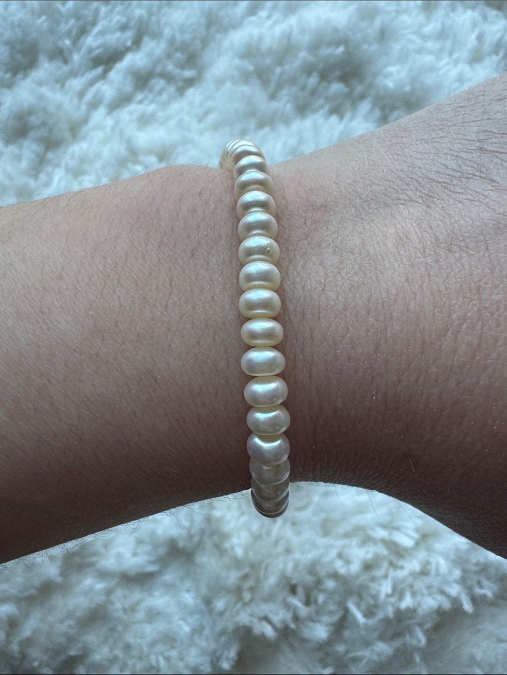 10k Button Pearl Bracelet